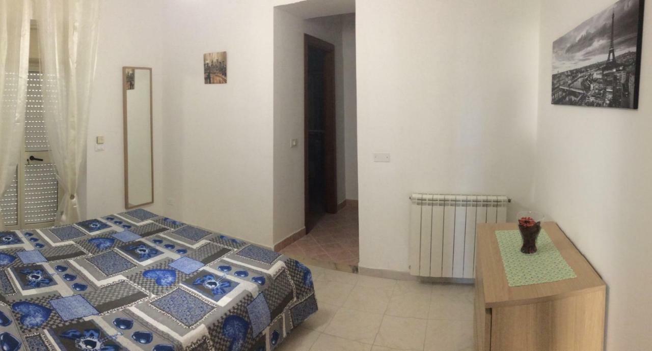 Casa Vacanze Il Gelsomino パッティ エクステリア 写真