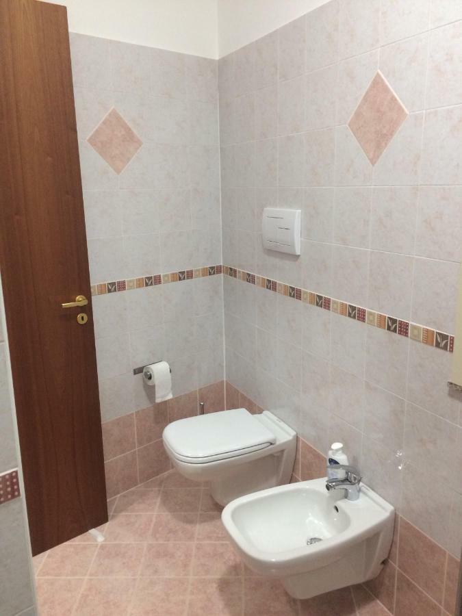 Casa Vacanze Il Gelsomino パッティ エクステリア 写真